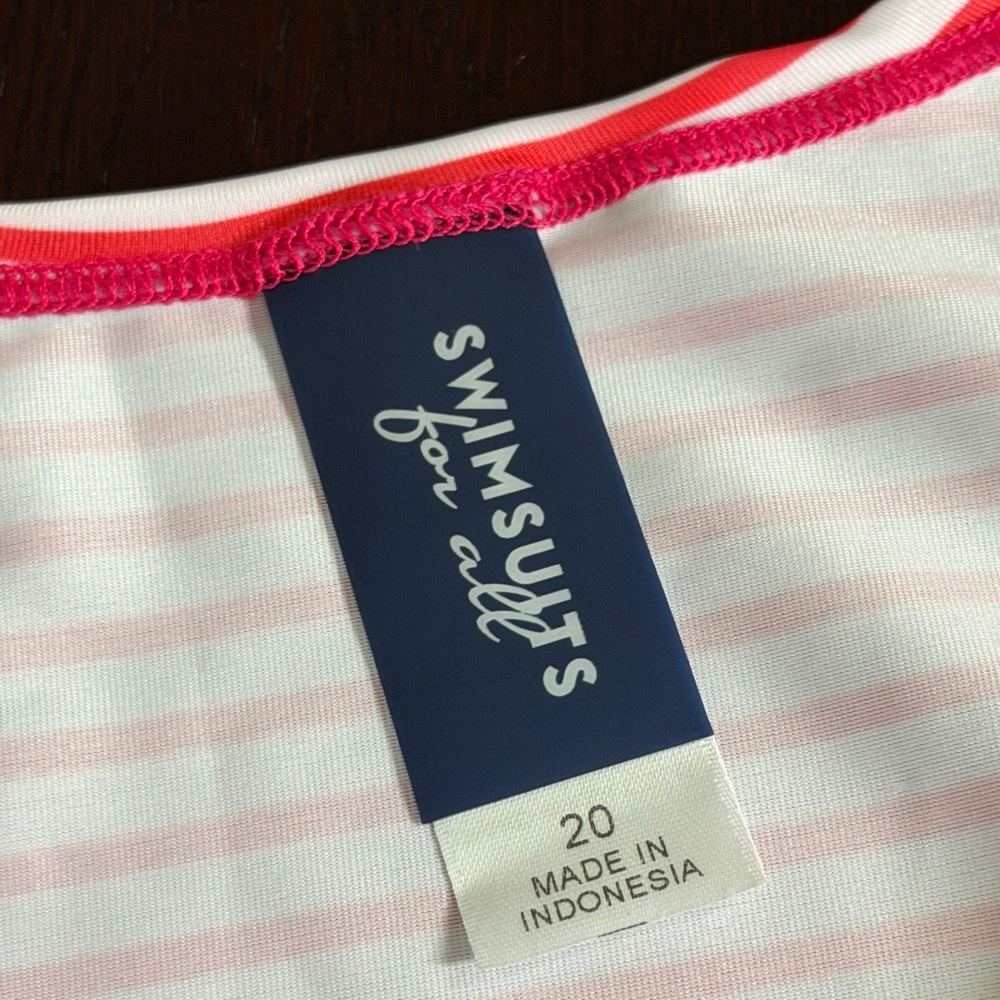 Swimsuits For All 20 Red White Long Sleeve Rash Guard Swim Top NEW - Picture 5 of 9